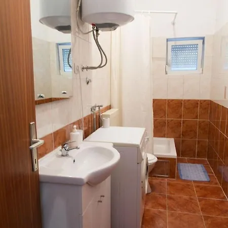 Ivica - 150m From Sea Apartment Trogir